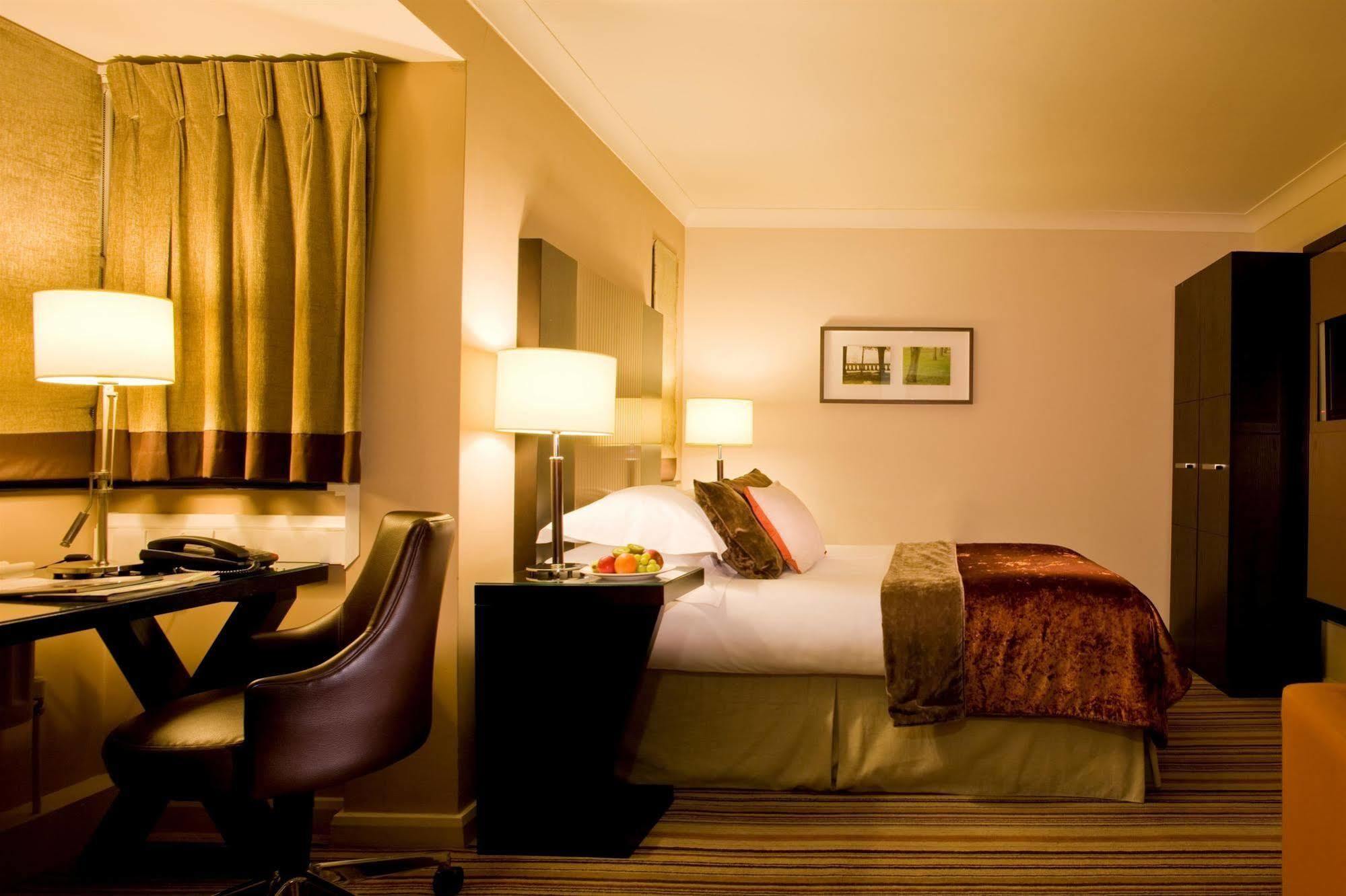 Hotel Sunningdale Park à Ascot  Chambre photo